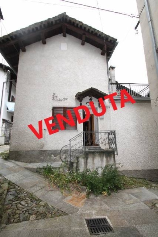 Rustico a Villa di Chiavenna, 4 locali, 1 bagno, 88 m², terrazzo