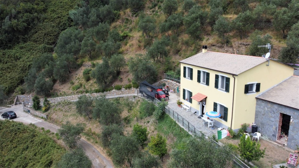 Villa in Località Casella Snc, Levanto, 6 locali, 2 bagni, 160 m²