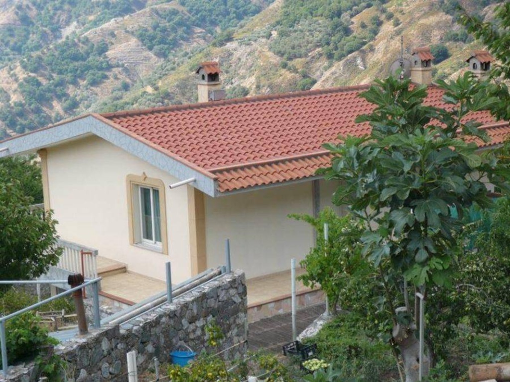 Villa in Pagliara Messina Italia, Pagliara, 6 locali, giardino privato
