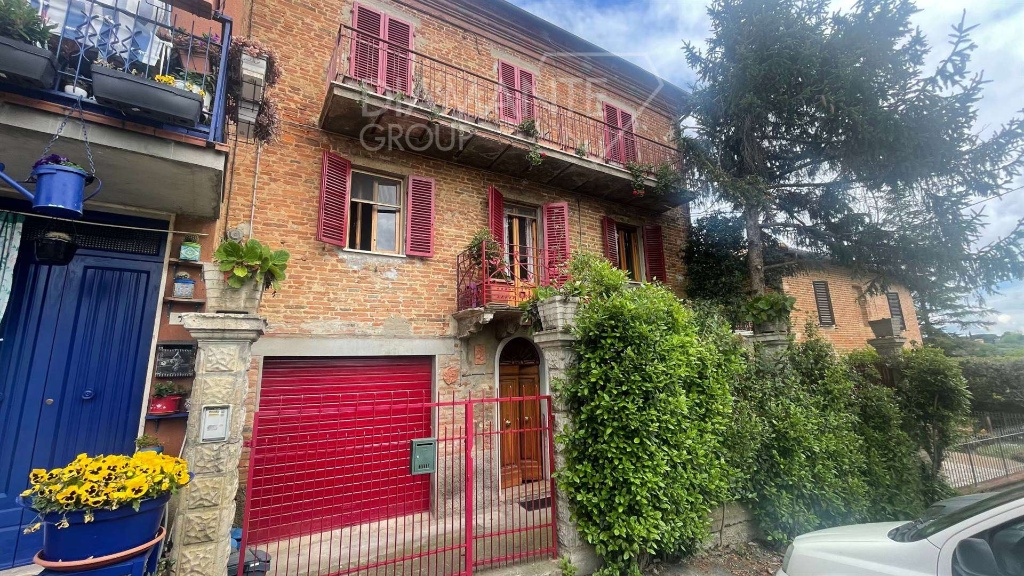 Casa semindipendente a Castiglione del Lago, 9 locali, 3 bagni, 250 m²