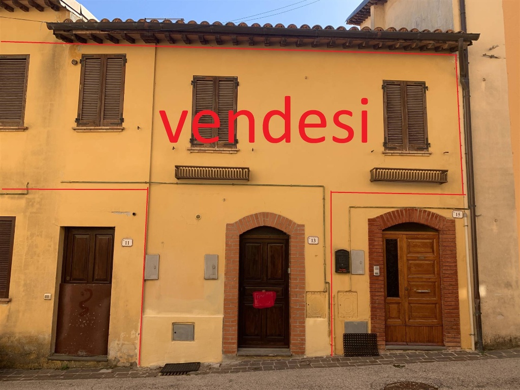 Casa indipendente in Via veneto 13, Serravalle di Chienti, 6 locali