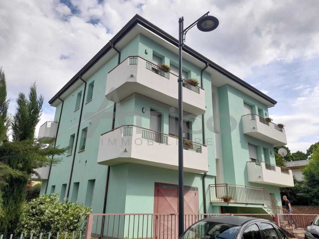 Appartamento in Via Burano RO, Rovigo, 7 locali, 2 bagni, garage
