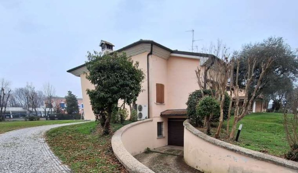 Villa in Via Artigianale 77, Montirone, 5 locali, 2 bagni, 248 m²