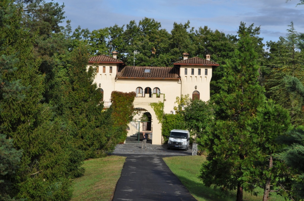 Villa a Varano de' Melegari, 15 locali, 357 m², classe energetica G