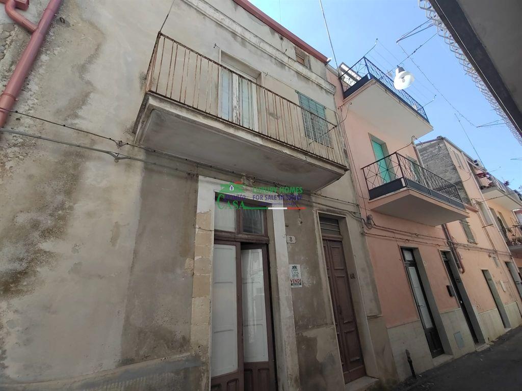 Casa indipendente in Via amendola, Ragusa, 2 bagni, 70 m² in vendita