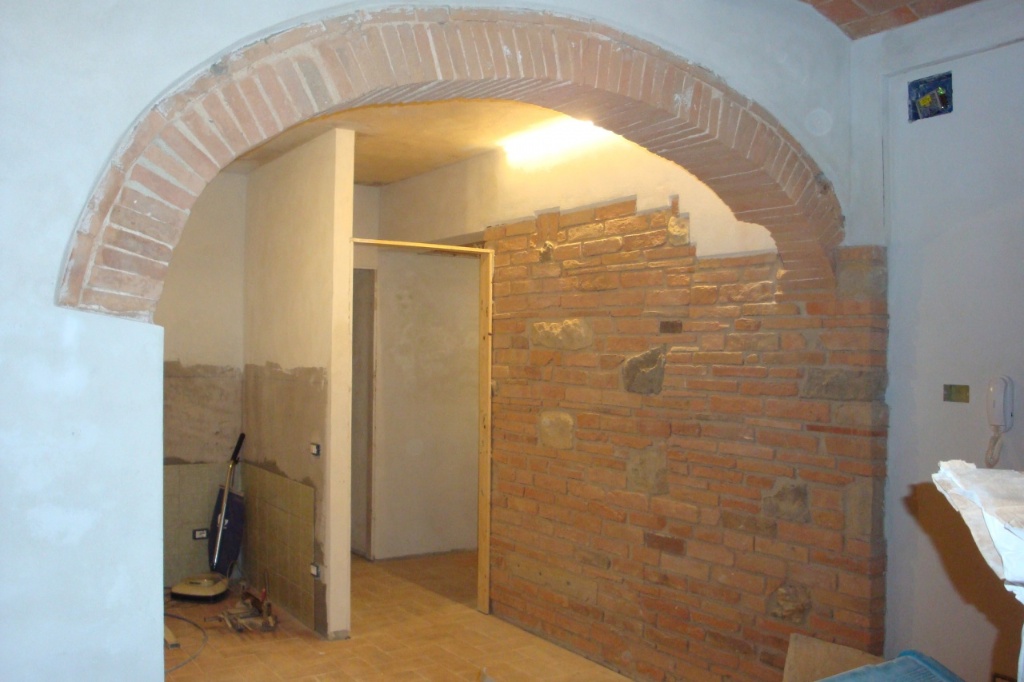 Casa indipendente a Castelfiorentino, 4 locali, 1 bagno, 80 m²