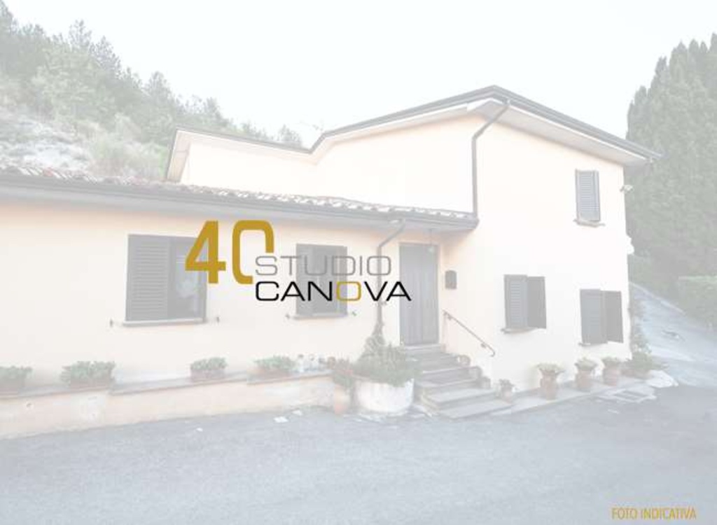 Villa in Via Torino, San Felice sul Panaro, 12 locali, garage, 412 m²