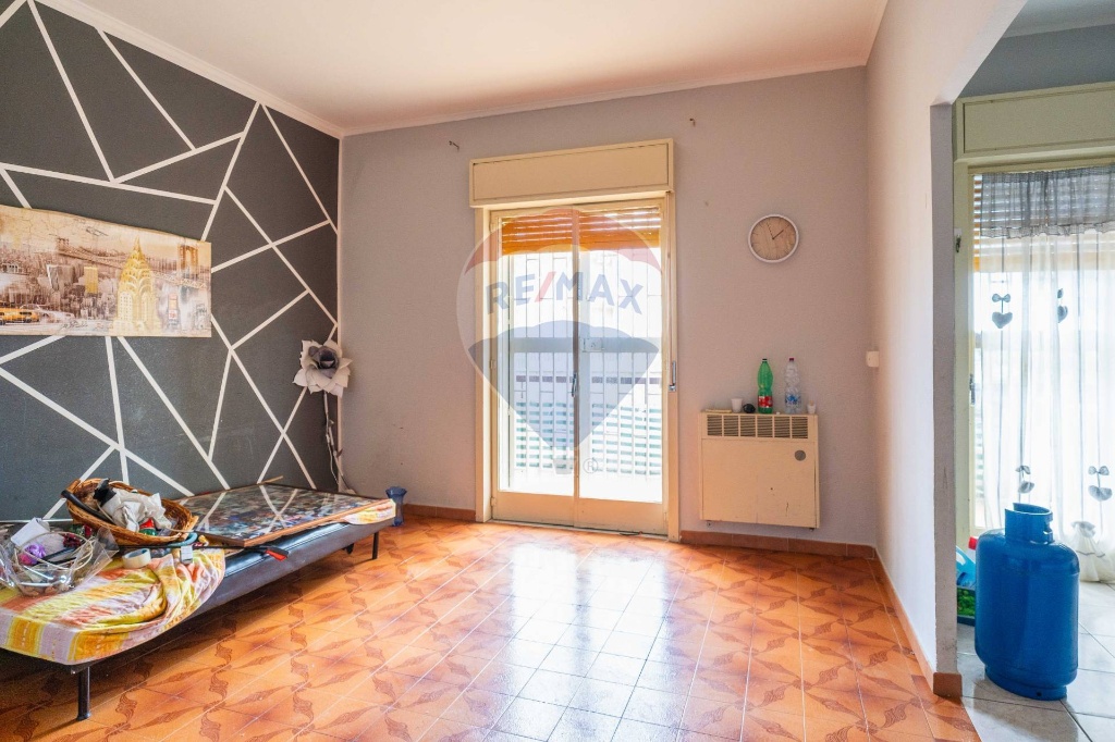Appartamento in Via Badia, Catania, 5 locali, 1 bagno, con box, 115 m²