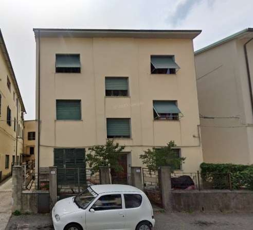 Appartamento in Via Dalmazia 341, Pistoia, 6 locali, 1 bagno, garage