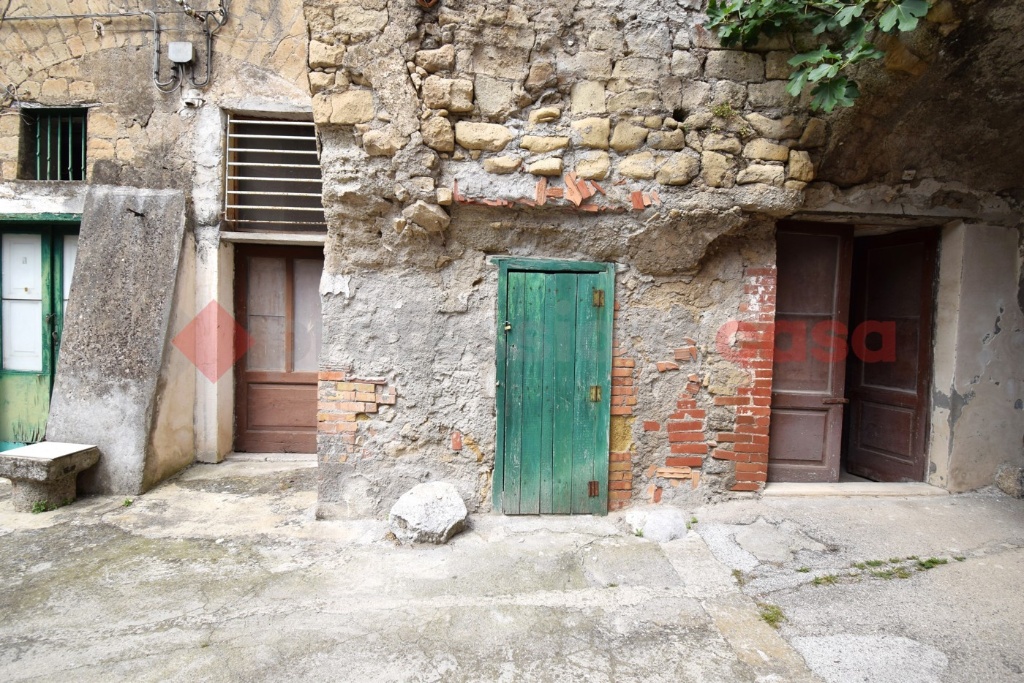 Casa indipendente in Via Cirri Rescigno 13, Castel San Giorgio, 45 m²