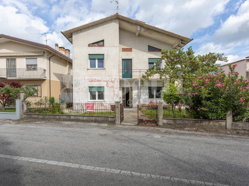 Casa indipendente in Via Borgo Mameli 29, Concordia Sagittaria, 170 m²