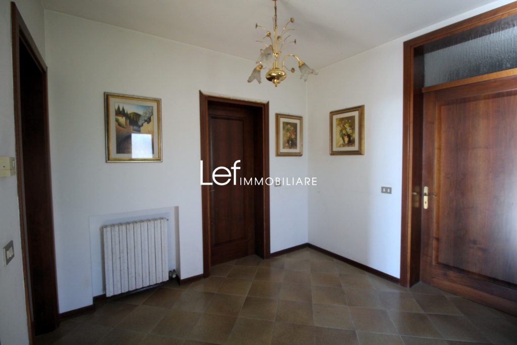 Villa a Cordignano, 5 locali, 2 bagni, giardino privato, 230 m²