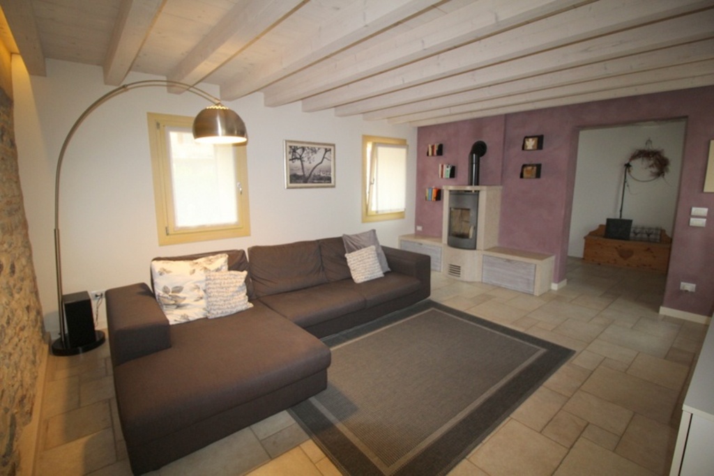 Appartamento bifamiliare a Sernaglia della Battaglia, 5 locali, 237 m²