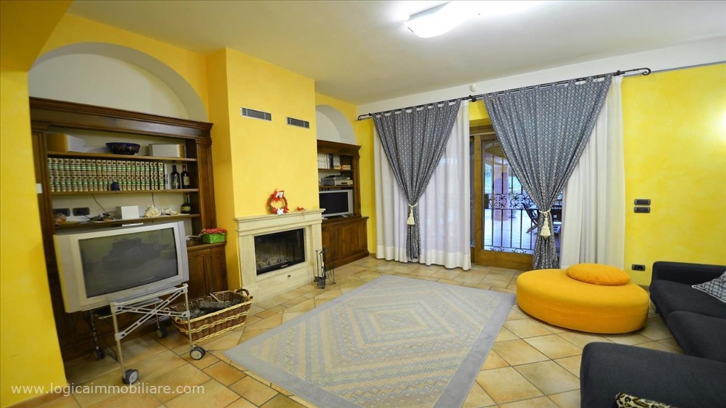 Villa a schiera in Via Piana 46, Montepulciano, 12 locali, 3 bagni