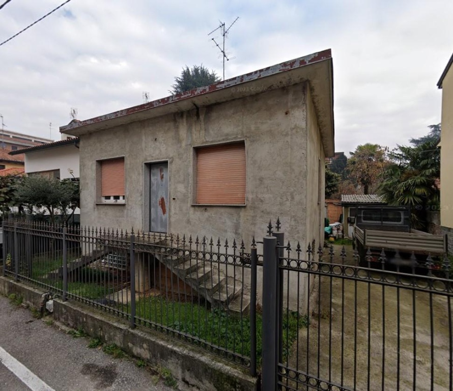 casa indipendente in vendita a Cassina de' Pecchi