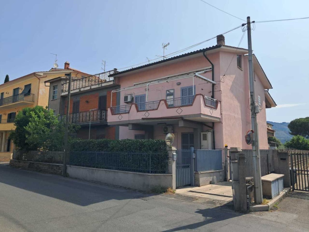 appartamento in vendita a Guidonia Montecelio in zona Villanova