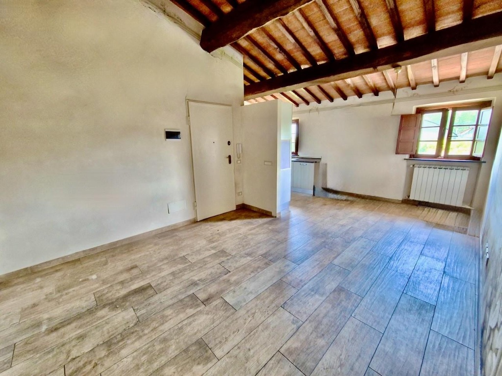 appartamento in vendita a Vicopisano in zona Caprona