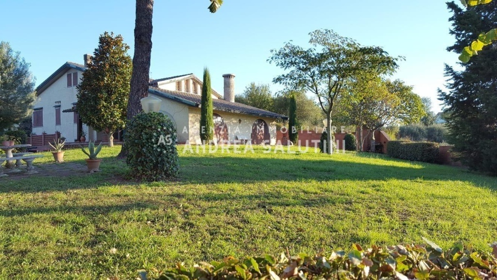 casa indipendente in vendita a Santa Maria a Monte in zona Montecalvoli