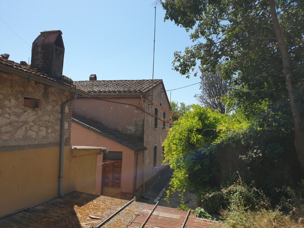 Villa singola in Vocabolo la para, Lugnano in Teverina, 30 locali