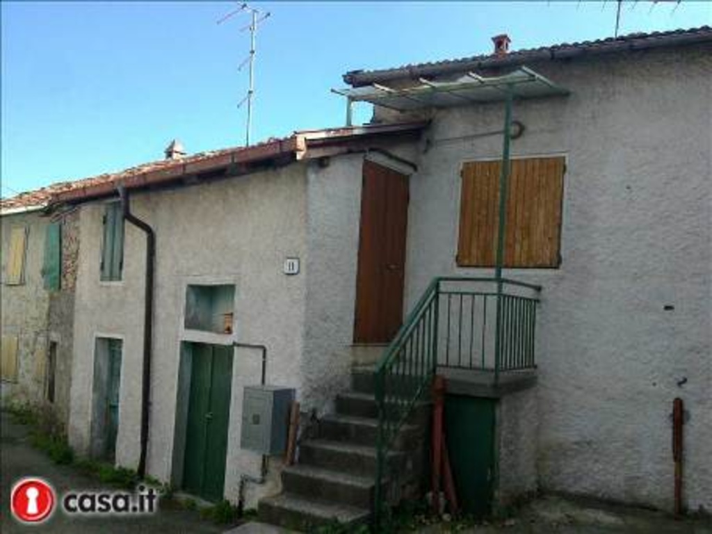 Rustico a Tizzano Val Parma, 3 locali, 1 bagno, 85 m², 1° piano