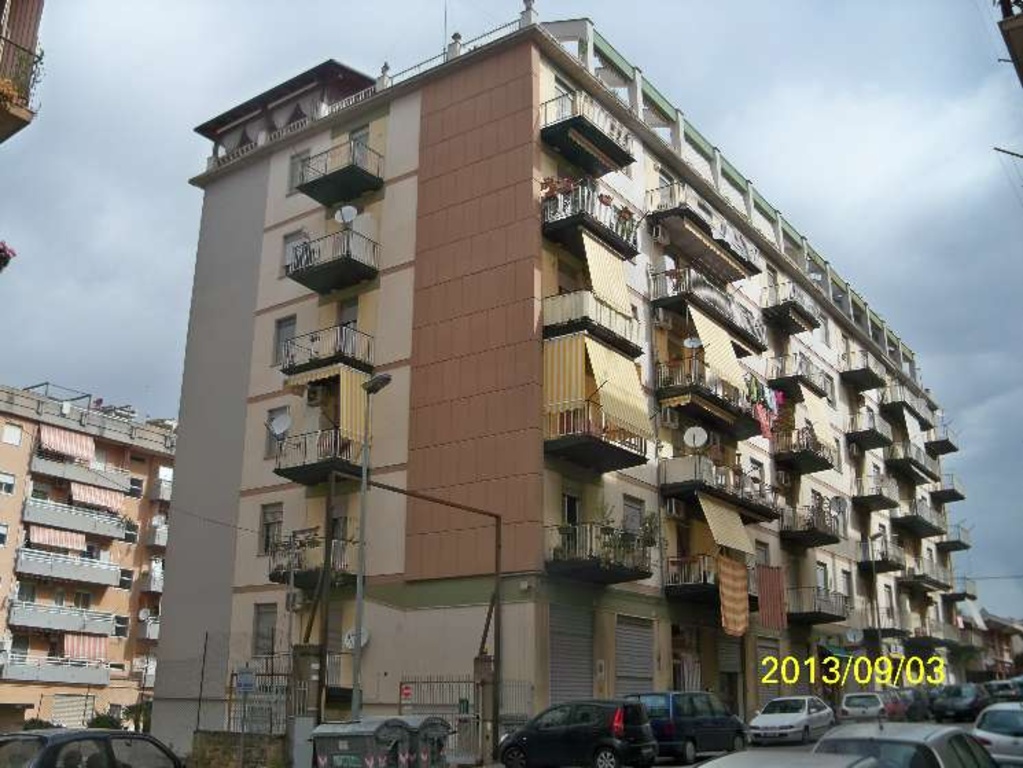 Appartamento in VIA N. COLAJANNI 109, Caltanissetta, 7 locali, 3 bagni