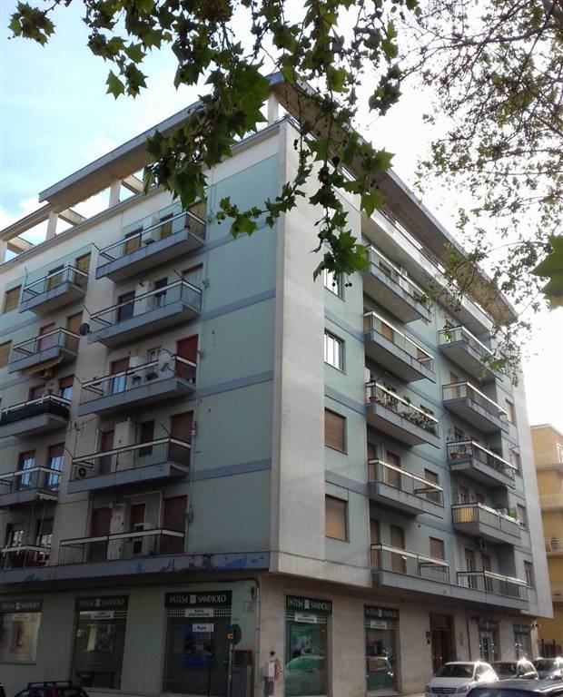Appartamento in Viale Trieste 156, Caltanissetta, 5 locali, 1 bagno