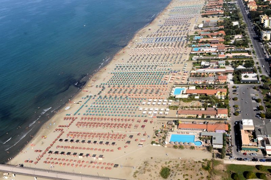 Negozi In Vendita A Viareggio Immobiliovunque