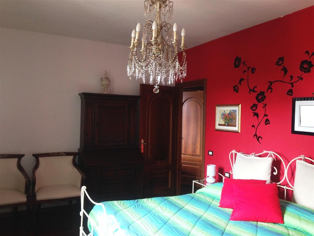 Appartamento a Terni, 5 locali, 2 bagni, 120 m², 3° piano in vendita