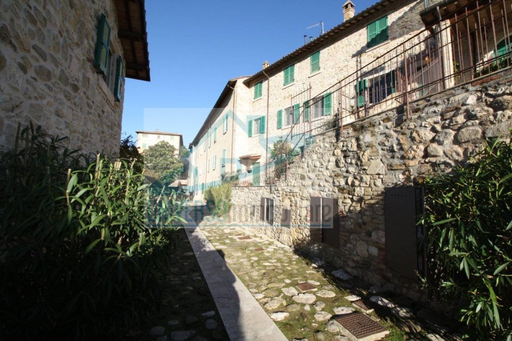 Appartamento in STRADA PROVINCIALE, Ascoli Piceno, 5 locali, 2 bagni