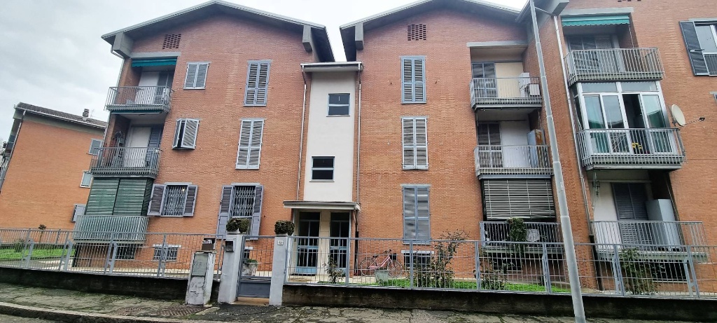 Quadrilocale in Via Duccio Galimberti, Alessandria, 1 bagno, con box