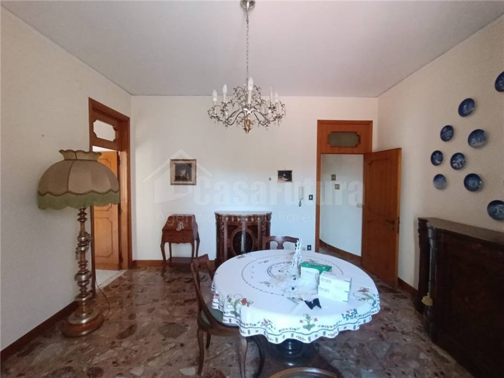 Bilocale a Melito di Napoli, 1 bagno, 62 m², 2° piano in vendita