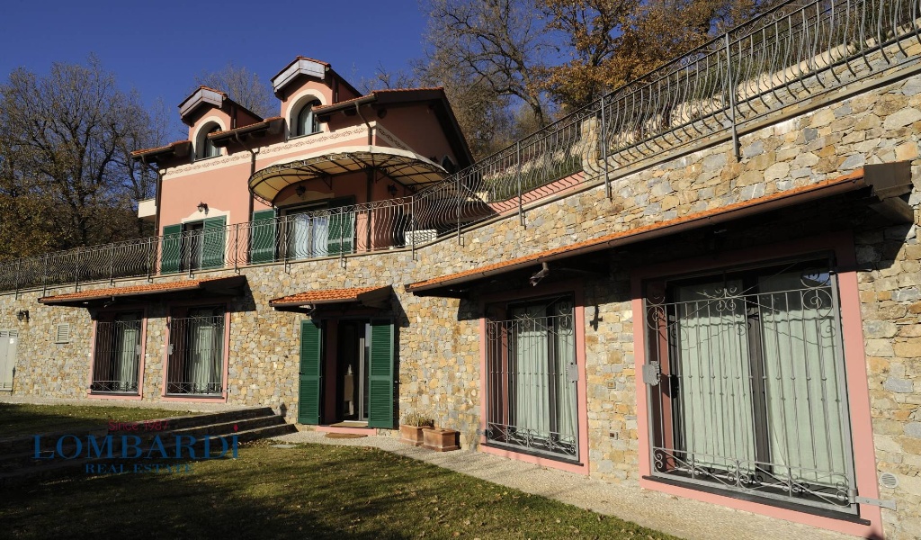 Villa singola in Alla Palazzina, Alassio, 8 locali, 5 bagni, 400 m²