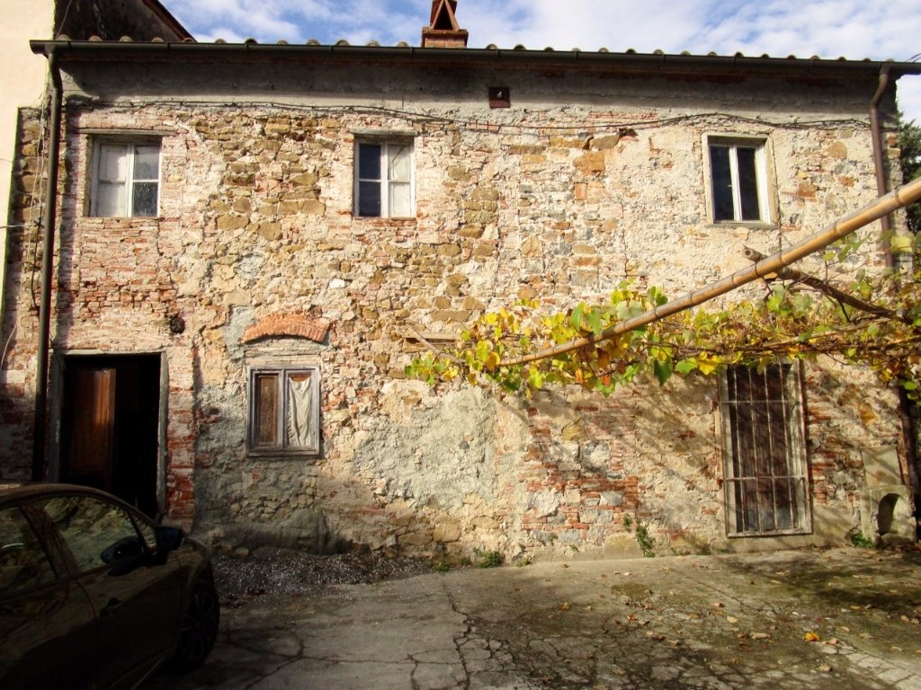 Rustico a San Giuliano Terme, 8 locali, 1 bagno, giardino privato