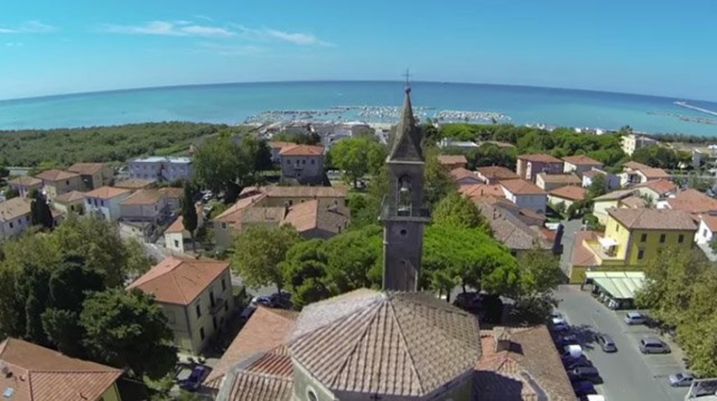 casa indipendente in vendita a Rosignano Marittimo in zona Vada